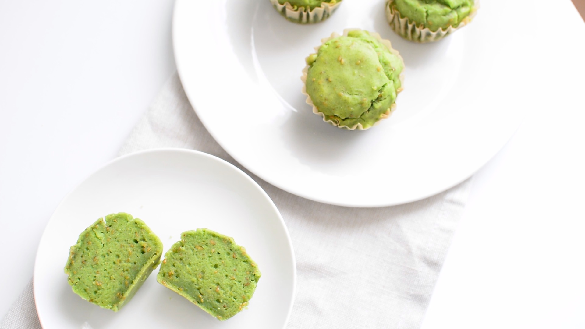 小松菜のグリーンカップケーキ